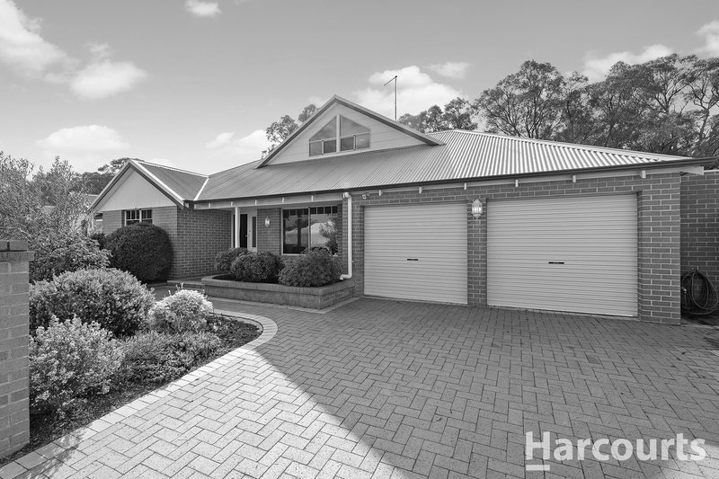 29 Sunningdale Chase, Meadow Springs WA 6210