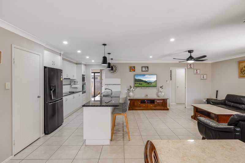 Photo - 29 Sunset Drive, Glenvale QLD 4350 - Image 5