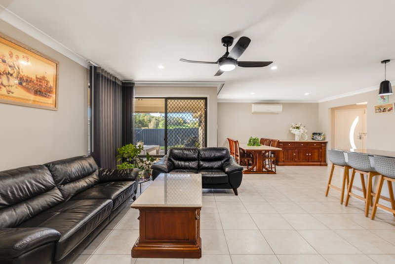 Photo - 29 Sunset Drive, Glenvale QLD 4350 - Image 9