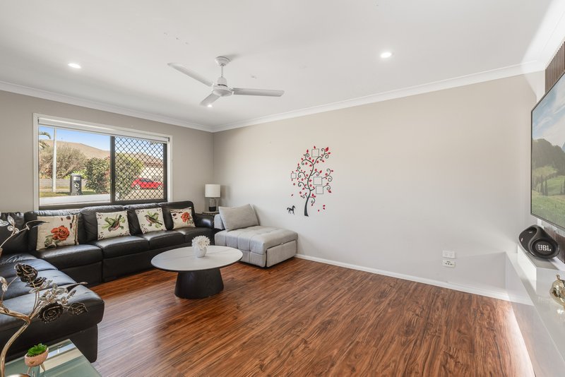 Photo - 29 Sunset Drive, Glenvale QLD 4350 - Image 11