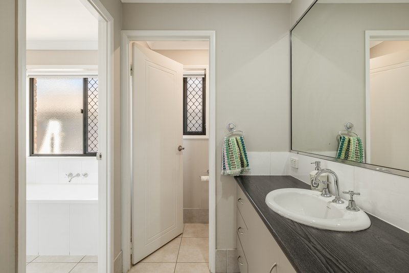 Photo - 29 Sunset Drive, Glenvale QLD 4350 - Image 17