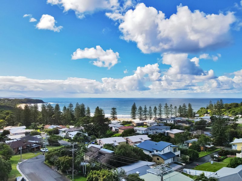 29 Surfview Avenue, Black Head NSW 2430