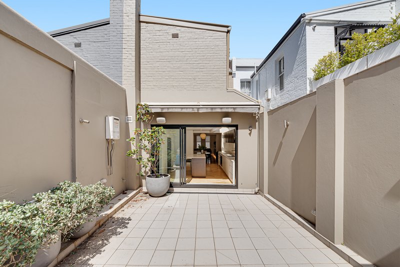 Photo - 29 Surrey Street, Darlinghurst NSW 2010 - Image 4