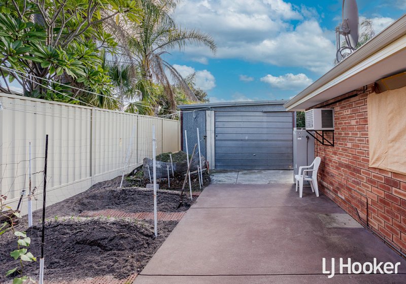 Photo - 29 Sutherland Drive, Thornlie WA 6108 - Image 19