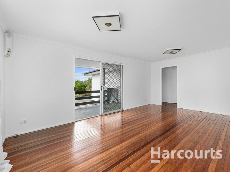 Photo - 29 Symphony Avenue, Strathpine QLD 4500 - Image 12