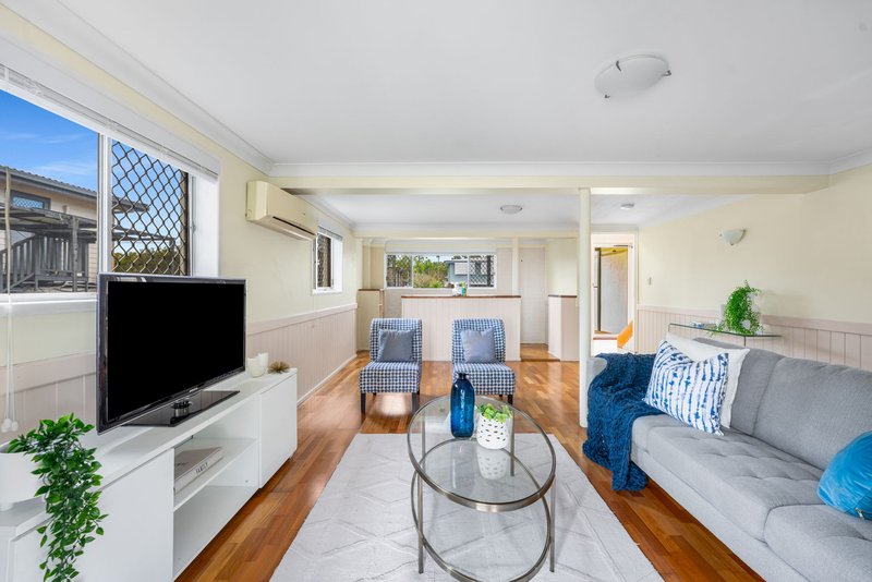 Photo - 29 Taedi Avenue, Bray Park QLD 4500 - Image 5