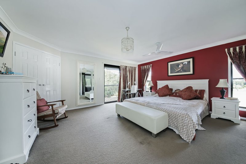 Photo - 29 Talisman Court, Eatons Hill QLD 4037 - Image 12