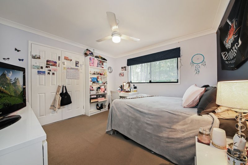 Photo - 29 Talisman Court, Eatons Hill QLD 4037 - Image 17