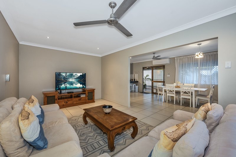 Photo - 29 Tamarix Avenue, Bray Park QLD 4500 - Image 5