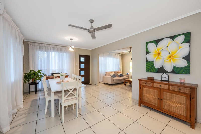 Photo - 29 Tamarix Avenue, Bray Park QLD 4500 - Image 10