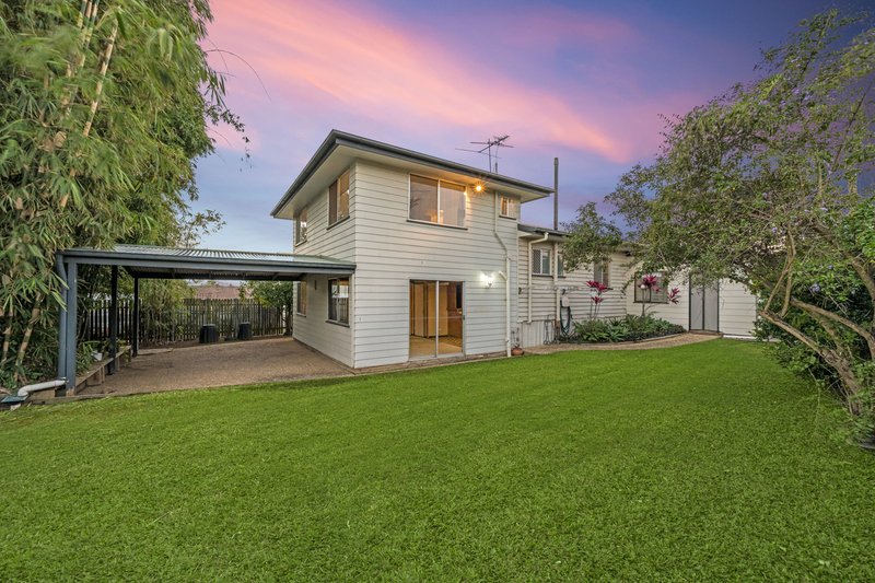 Photo - 29 Tamarix Avenue, Bray Park QLD 4500 - Image 25