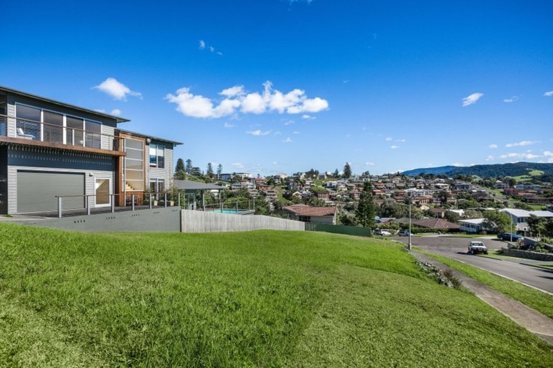 Photo - 29 Tasman Drive, Gerringong NSW 2534 - Image 3