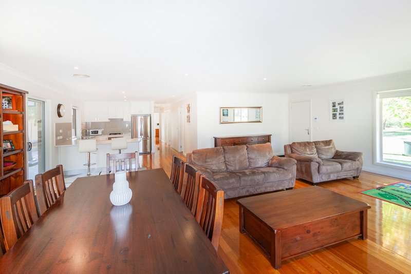 Photo - 29 The Boulevard, Eildon VIC 3713 - Image 5