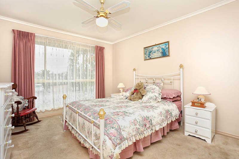 Photo - 29 The Fred Hollows Way, Mill Park VIC 3082 - Image 6