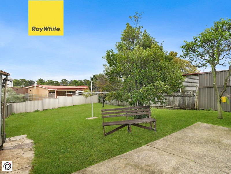 Photo - 29 Third Avenue, Warrawong NSW 2502 - Image 6