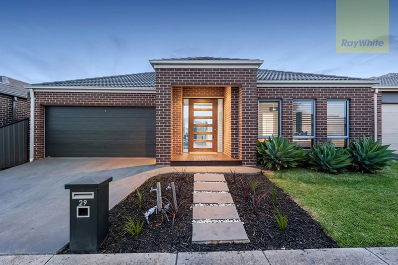 29 Thorngrove Avenue, Craigieburn VIC 3064