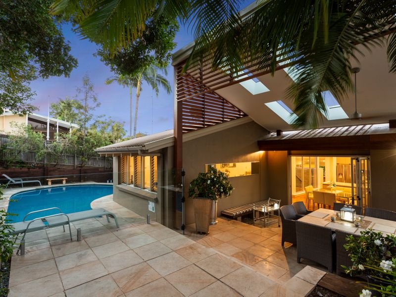 Photo - 29 Toulambi Street, Noosa Heads QLD 4567 - Image 3