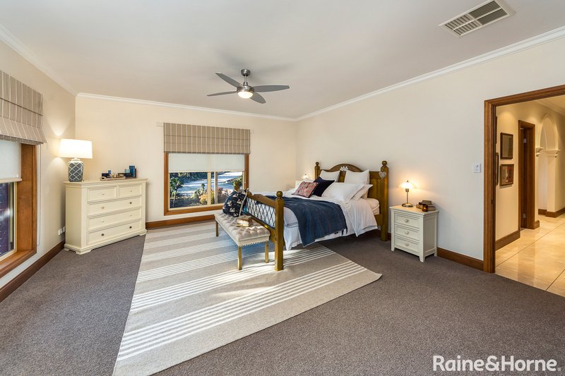 Photo - 29 Trainers Way, Strathalbyn SA 5255 - Image 10