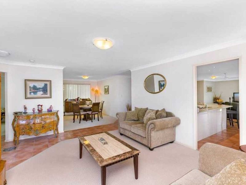 Photo - 29 Tranquility Circuit, Helensvale QLD 4212 - Image 6