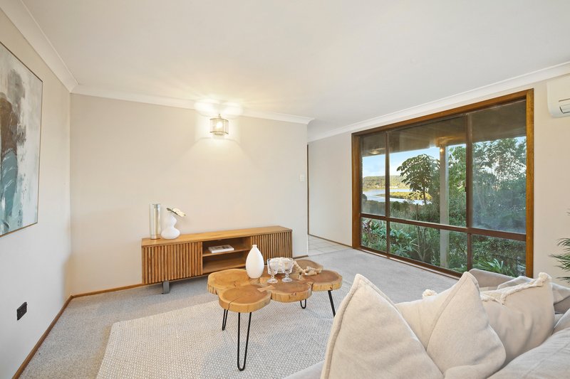 Photo - 29 Treeview Place, Saratoga NSW 2251 - Image 8