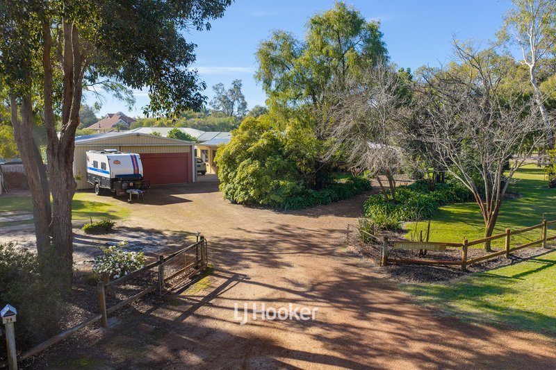 Photo - 29 Tributary Place, Leschenault WA 6233 - Image 1