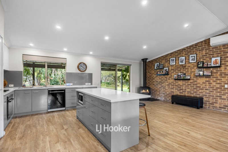 Photo - 29 Tributary Place, Leschenault WA 6233 - Image 13