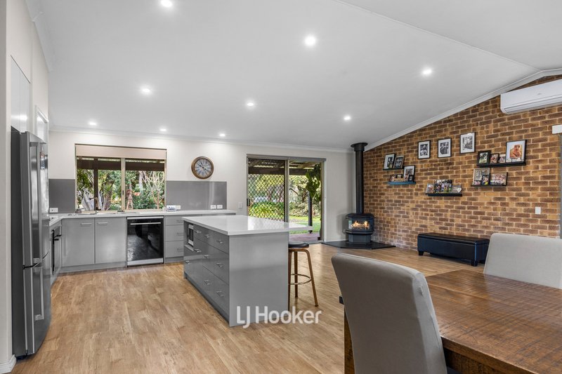 Photo - 29 Tributary Place, Leschenault WA 6233 - Image 15