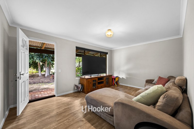 Photo - 29 Tributary Place, Leschenault WA 6233 - Image 25