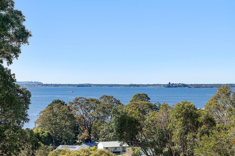 29 Tuloa Street, Wangi Wangi NSW 2267