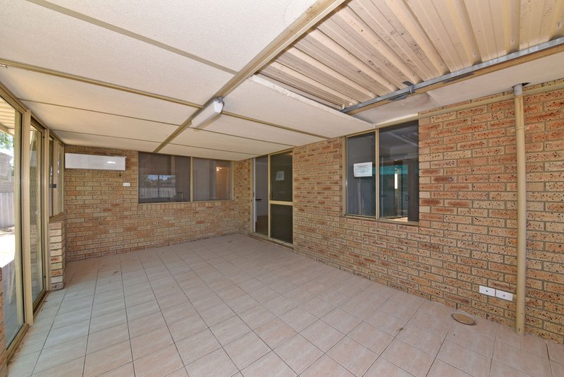 Photo - 29 Turnatt Way, Wanneroo WA 6065 - Image 14