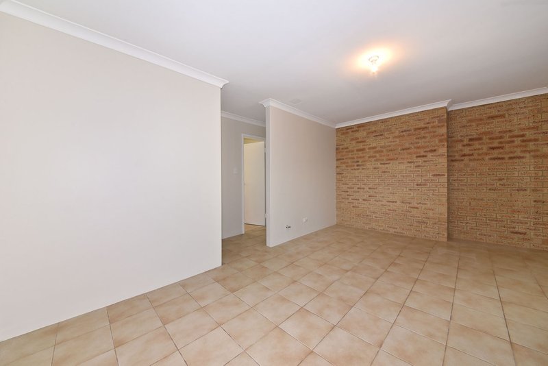 Photo - 29 Turnatt Way, Wanneroo WA 6065 - Image 15