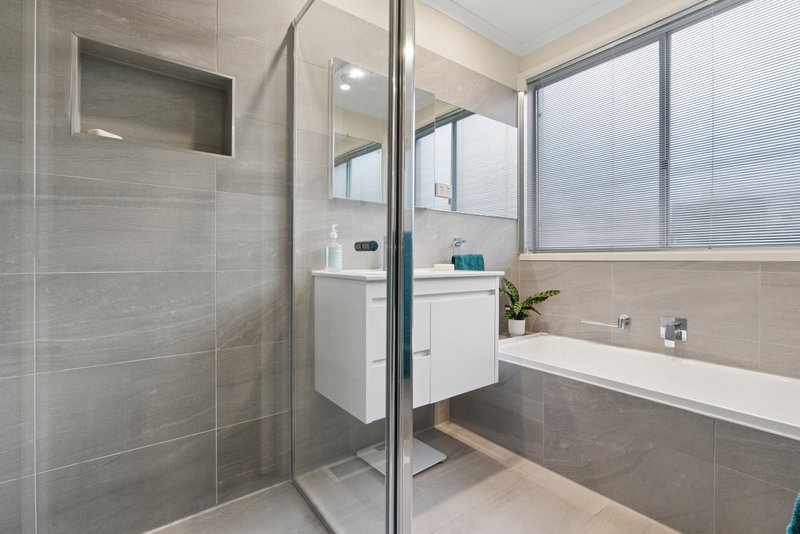 Photo - 29 Turner Road, Langwarrin VIC 3910 - Image 13