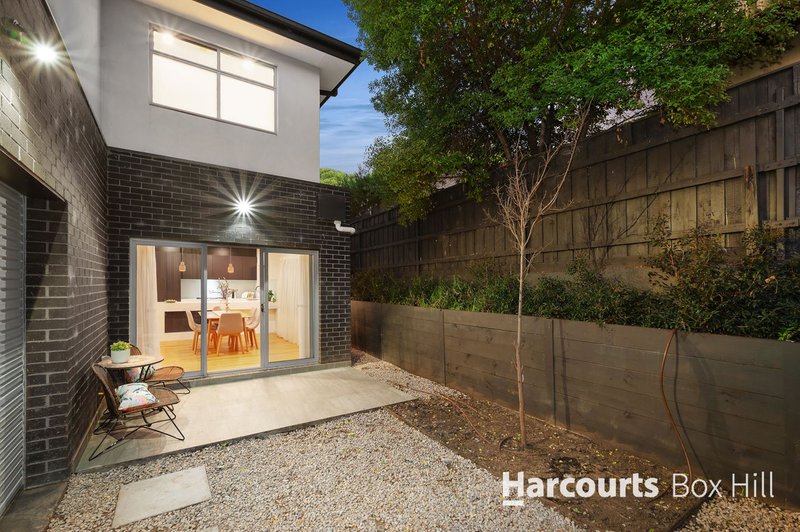 Photo - 2/9 Valentine Street, Bulleen VIC 3105 - Image 12