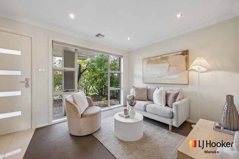 Photo - 29 Vandyke Street, Crace ACT 2911 - Image 2