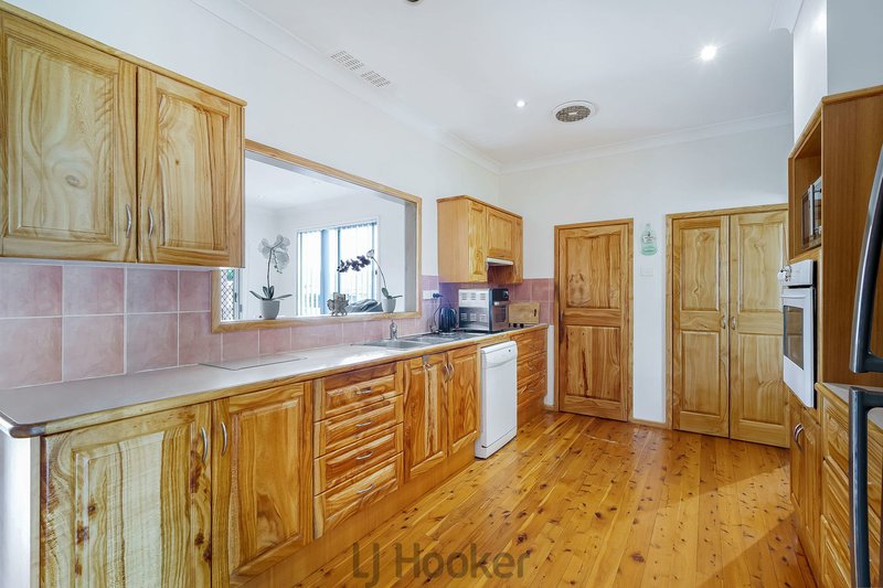 Photo - 29 Vennard Street, Warners Bay NSW 2282 - Image 6