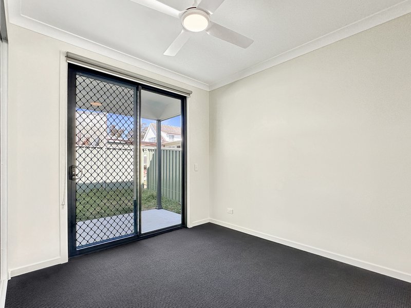 Photo - 2/9 View Street, Goulburn NSW 2580 - Image 5