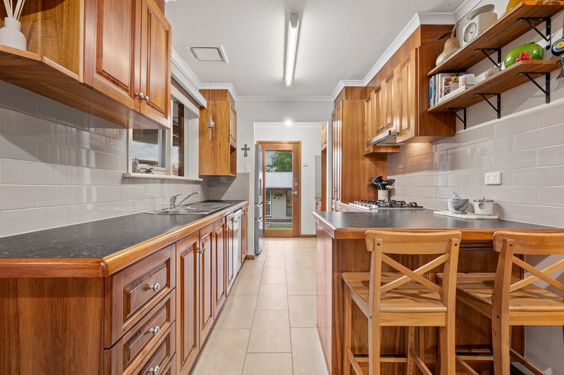 Photo - 29 Vincent Street, Macleod VIC 3085 - Image 5