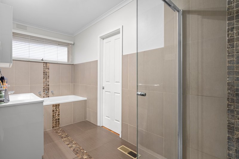 Photo - 29 Vincent Street, Macleod VIC 3085 - Image 8
