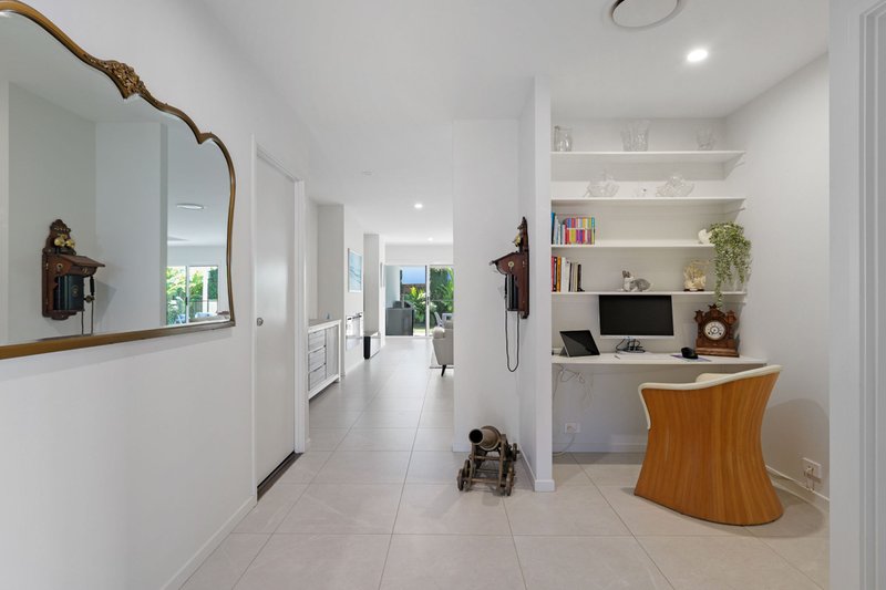 Photo - 29 Waderbird Crescent, Pelican Waters QLD 4551 - Image 4