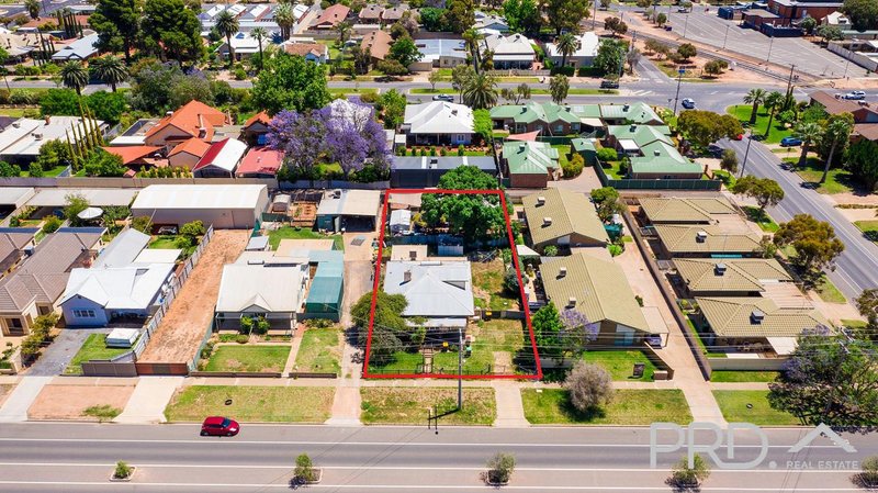 Photo - 29 Walnut Avenue, Mildura VIC 3500 - Image 4