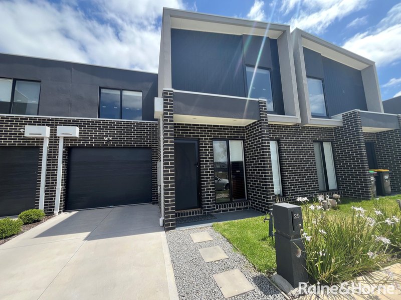 29 Warangal Way, Deanside VIC 3336