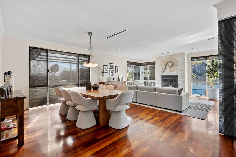 Photo - 29 Waratah Circle, Halls Head WA 6210 - Image 11