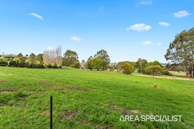 Photo - 29 Warragul Road, Korumburra VIC 3950 - Image 12