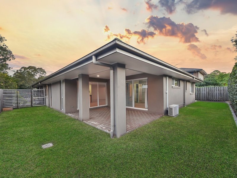 Photo - 29 Waterlily Circuit, Carseldine QLD 4034 - Image 15