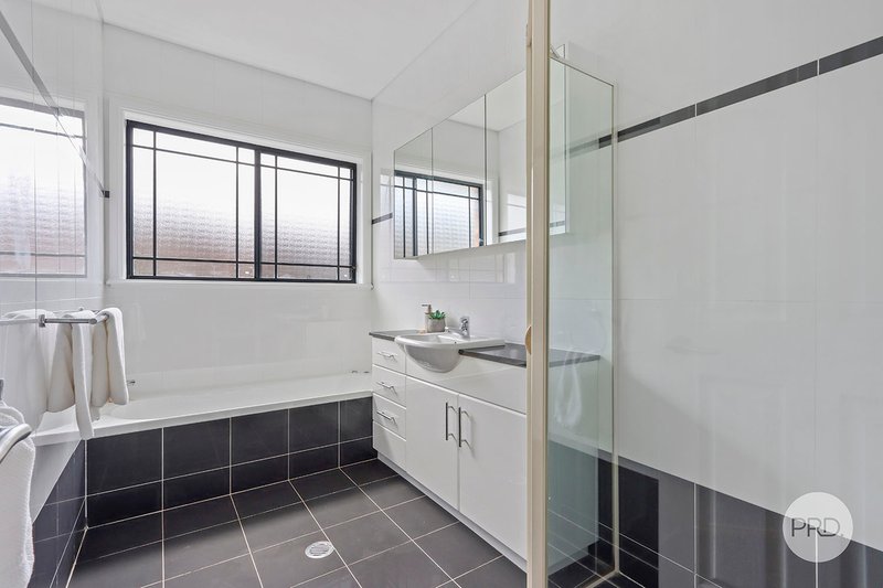 Photo - 2/9 Wattle Street, Peakhurst NSW 2210 - Image 7