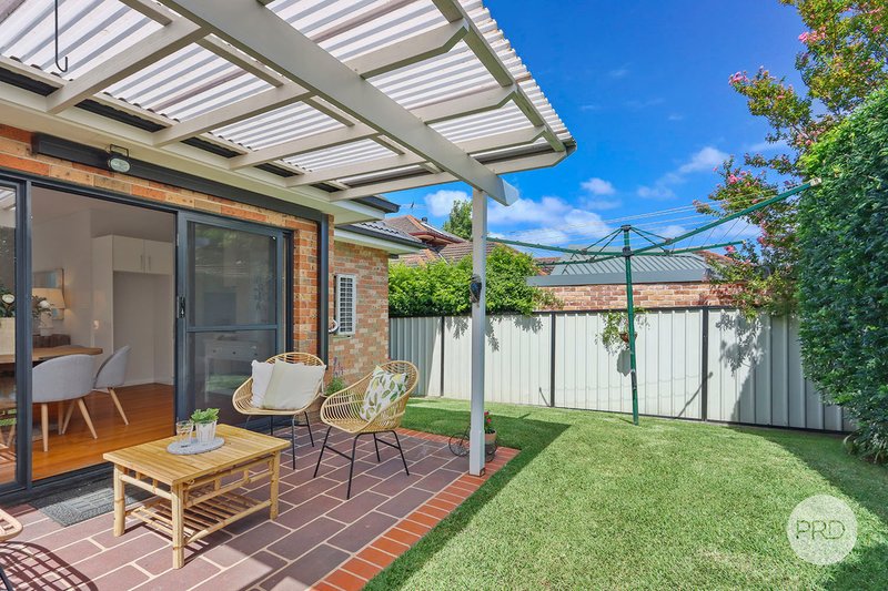 Photo - 2/9 Wattle Street, Peakhurst NSW 2210 - Image 8