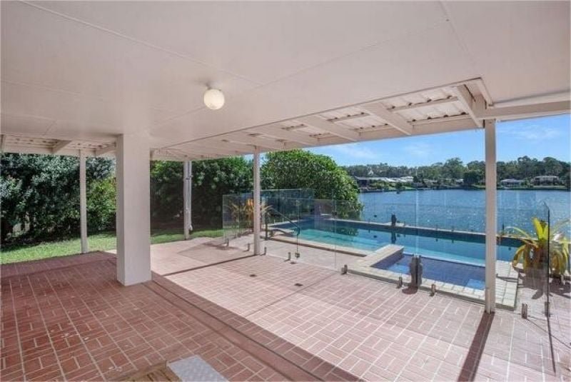 Photo - 29 Wendoree Way, Coombabah QLD 4216 - Image 3