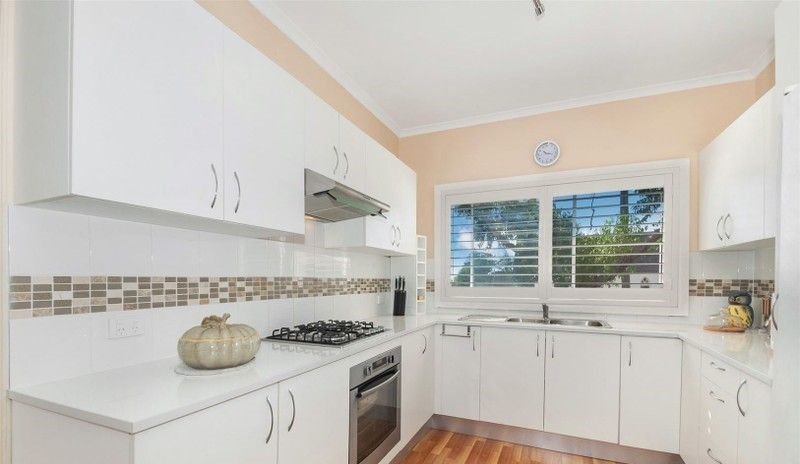 Photo - 29 Wentworth Street, Shellharbour NSW 2529 - Image 2