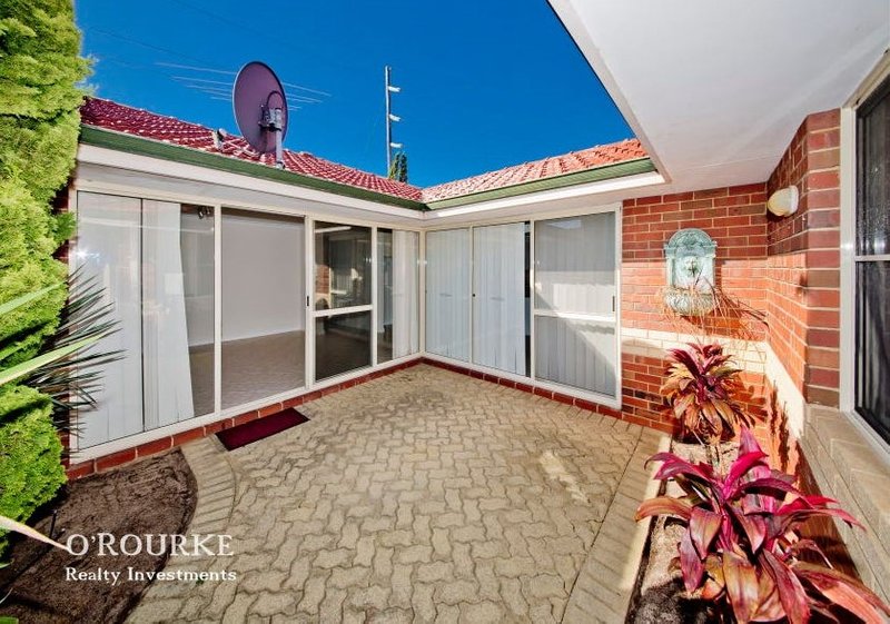 Photo - 29 Wheatcroft Street, Scarborough WA 6019 - Image 3