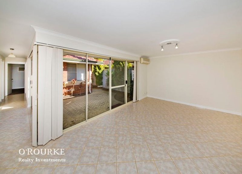 Photo - 29 Wheatcroft Street, Scarborough WA 6019 - Image 6